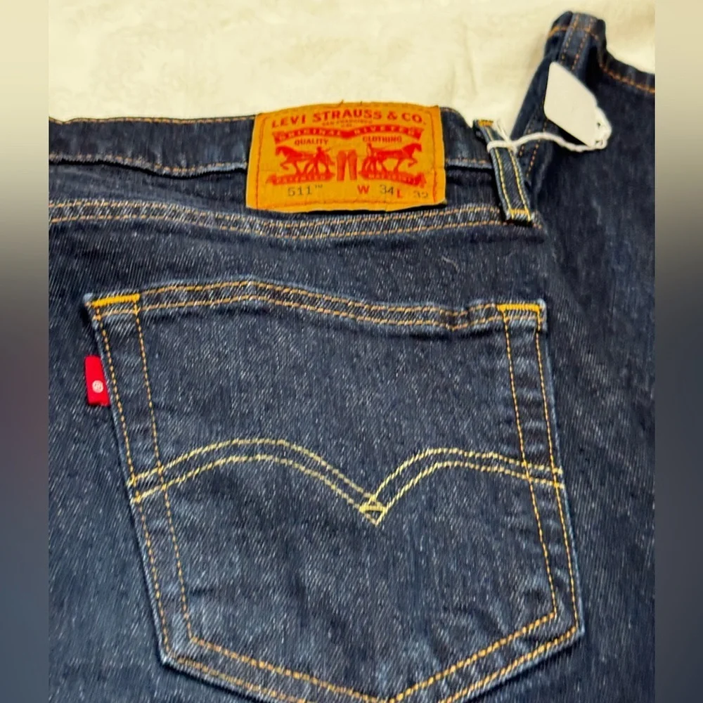 Levi’s 511 Denim Jeans in euc size 34/32 relaxed comfort fit red tag Levi’s Y2K